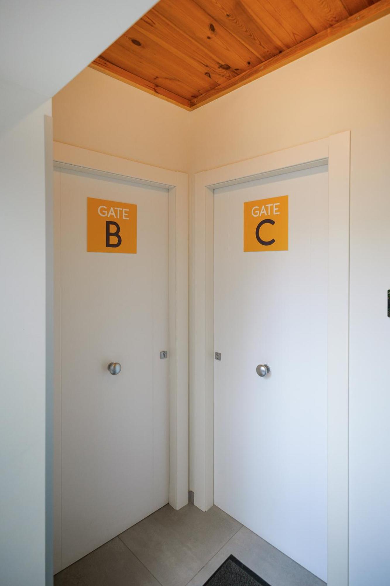 Terminal 1 Guest House Napoli Bagian luar foto